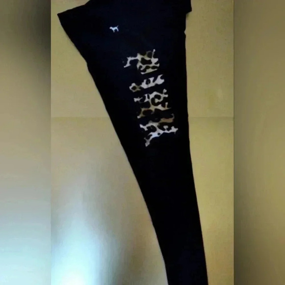 VS PINK leopard leggings- medium like new - Picture 1 of 5